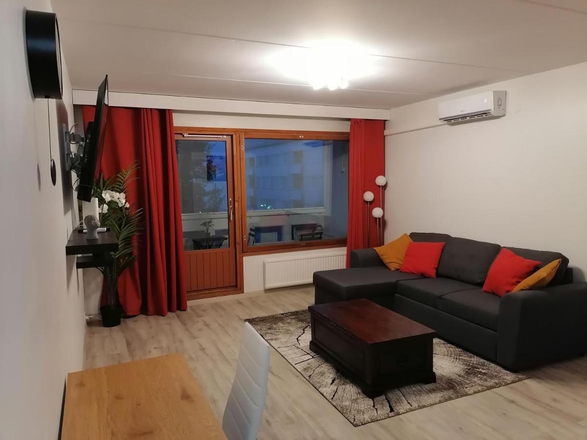Keskustan Kaksio Parvekkeella, Ilmastoitu. Apartment Savonlinna Luaran gambar